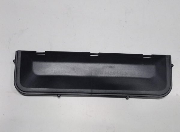 APM2: ARKA SEPET KAPAK PLASTİK